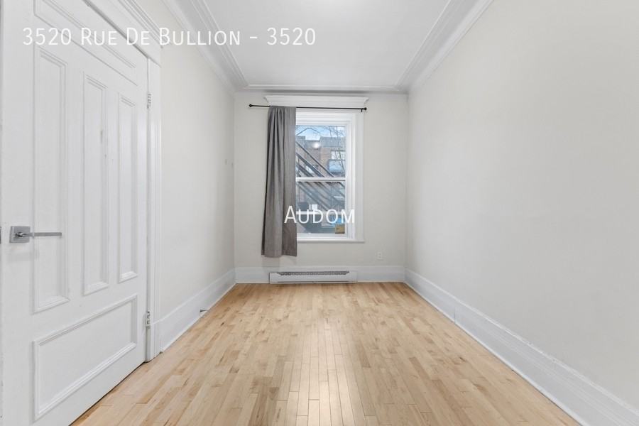 3520 Rue De Bullion #3520 - Photo 7 of 14