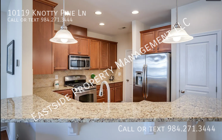 10119 Knotty Pine Ln - Photo 4 of 20