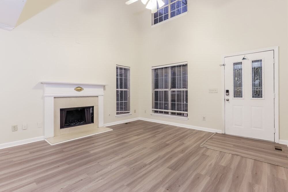 403 Streamview Ln - Photo 5 of 18