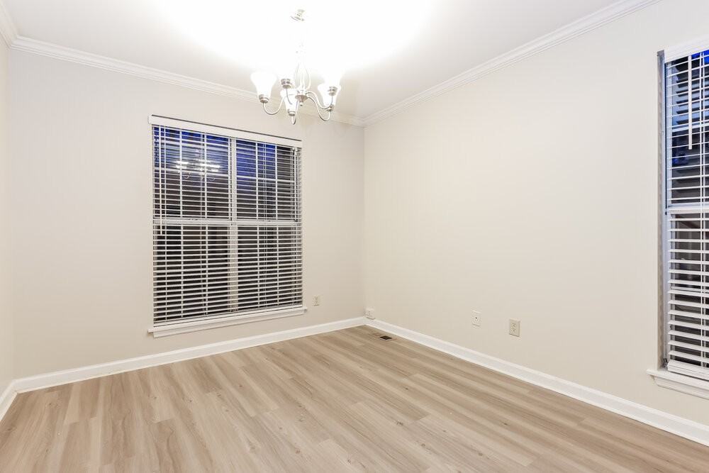 403 Streamview Ln - Photo 6 of 18