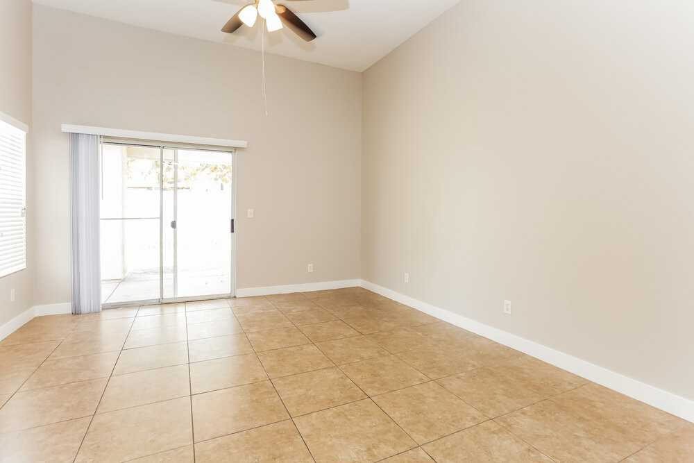 8044 Exploration Ave - Photo 3 of 16