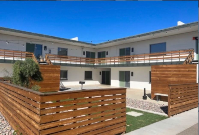 813 E Marlette Ave #13 - Photo 2 of 12