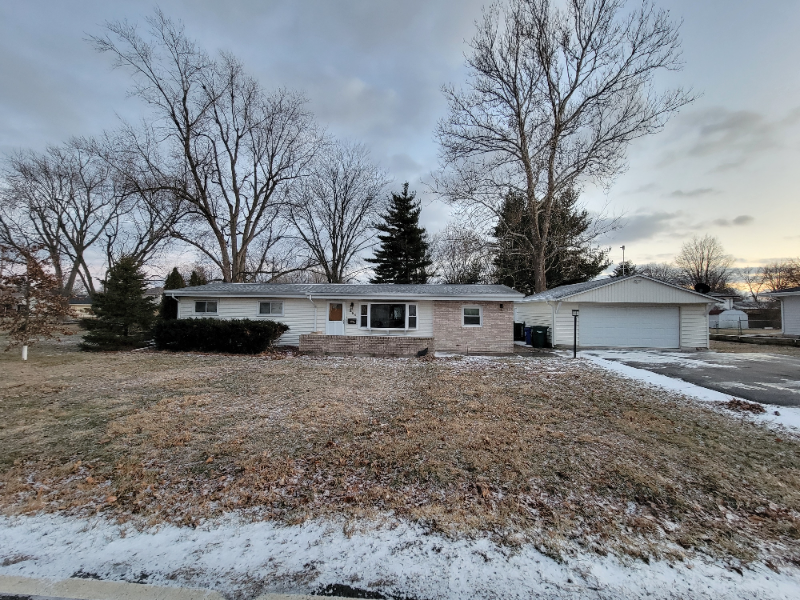 263 Marlene Ave - Photo 2 of 18