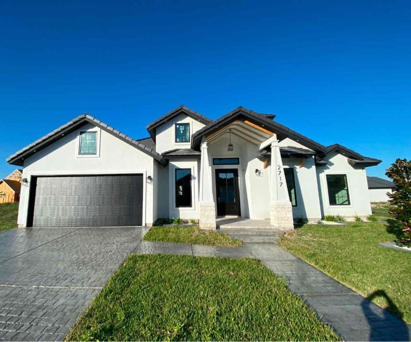 2717 West Cambridge Street