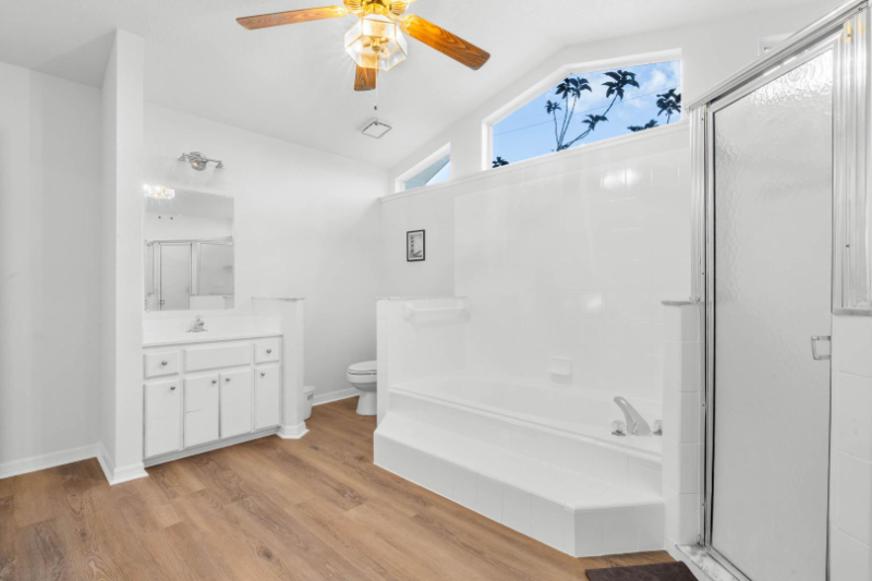 802 Abbott Ave - Photo 5 of 8