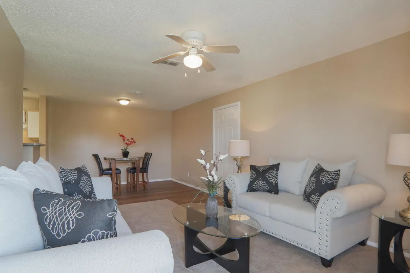 880 Motsie Rd - Photo 4 of 16