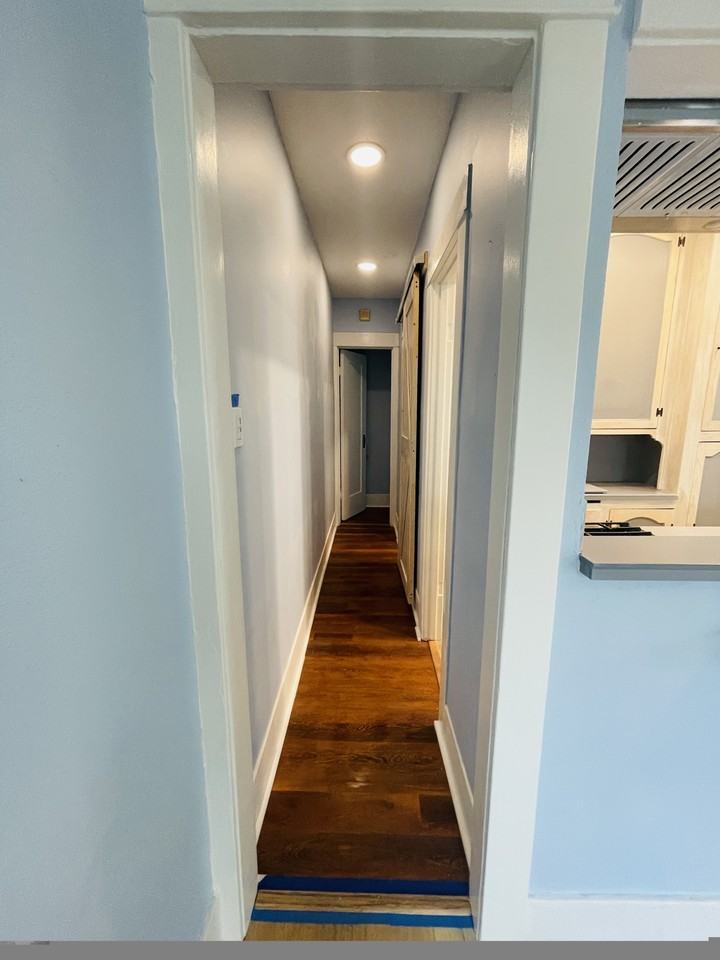 1712 E 8th St #1712 - Photo 6 of 20