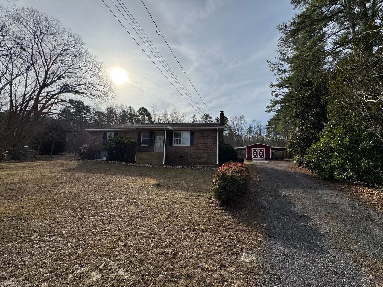 2502 Pleasant Valley Road Southeast - Photo 2 of 31