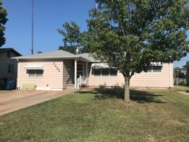 featured image of 2602 Williams St