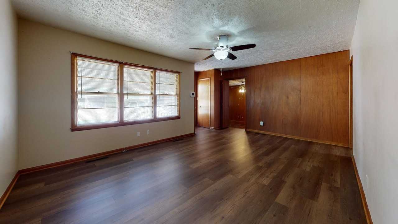 2602 Williams St - Photo 4 of 14