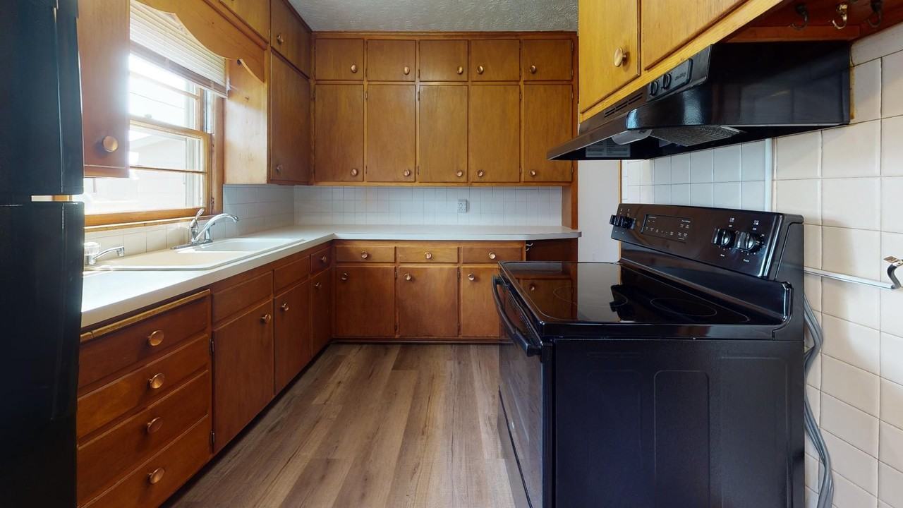 2602 Williams St - Photo 5 of 14