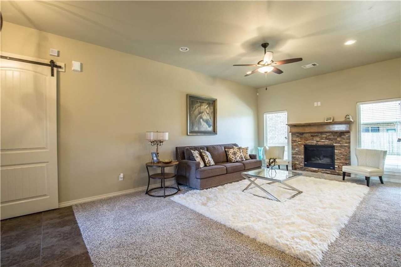 8701 Sw 66th Pl - Photo 3 of 17