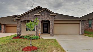 12516 Nw 139th Ter - Photo 1 of 1