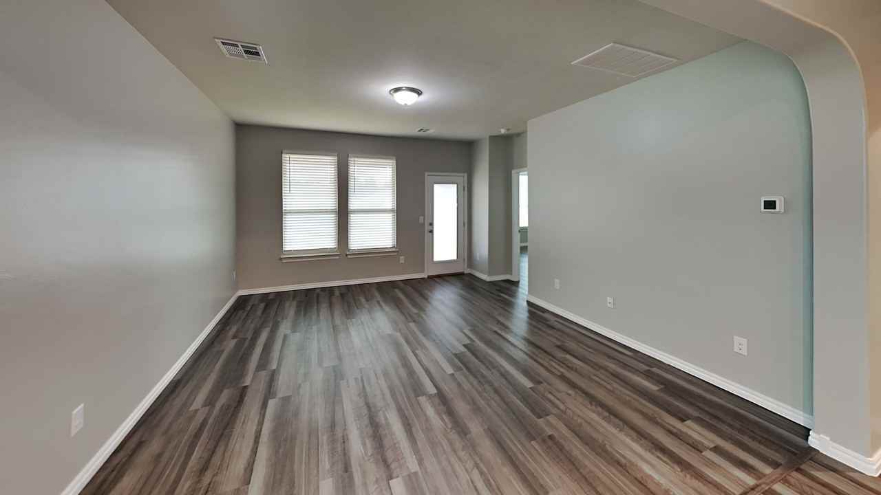 12516 Nw 139th Ter - Photo 7 of 17