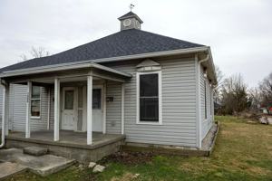 featured image of 1223 W 11th St