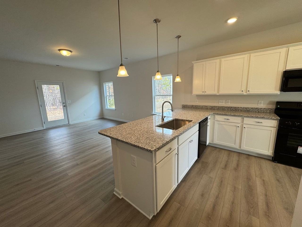 13 Whistling Oaks Dr Ne - Photo 5 of 32
