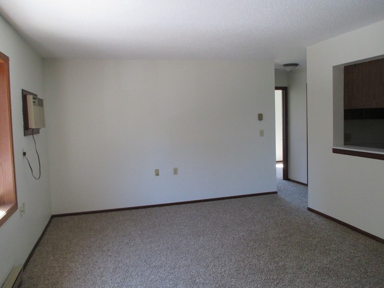 Larson Apartments - Photo 5 of 8