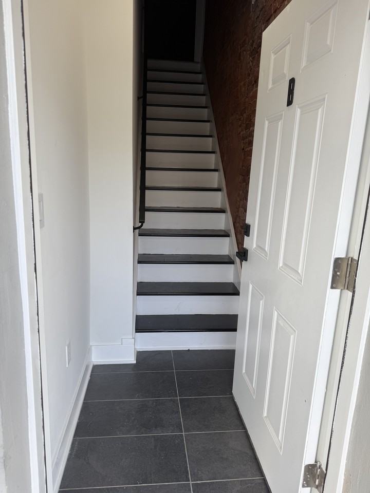 4516 N 16th St #B - Photo 2 of 23