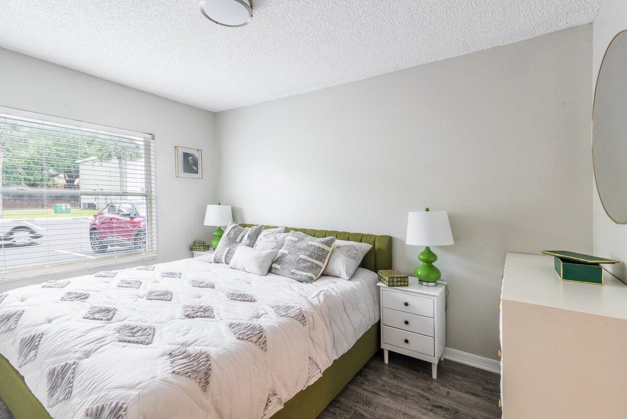 Rolling Hills Apartment Homes - Photo 7 of 30