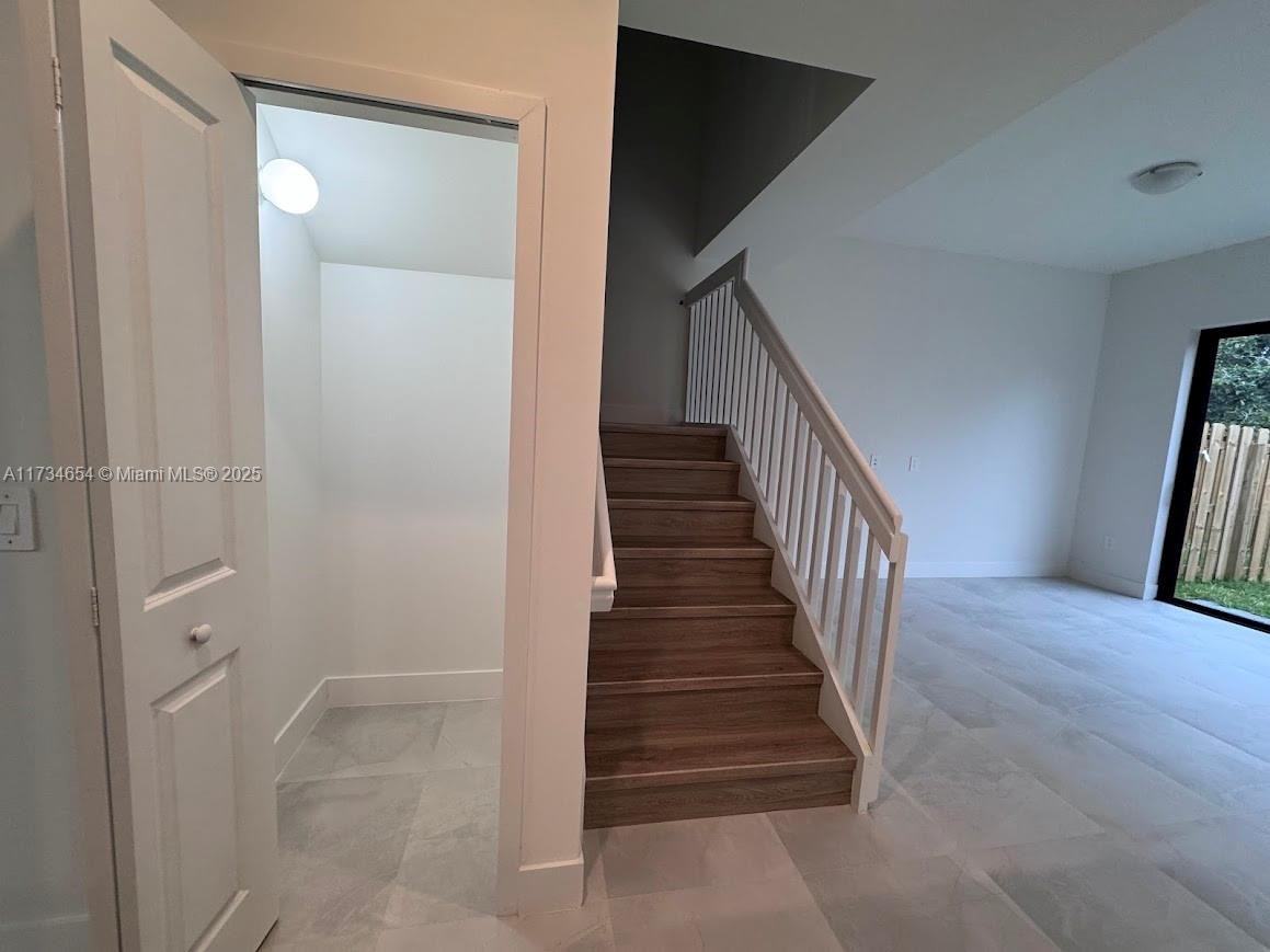 Sw 189th Ct - Photo 3 of 8