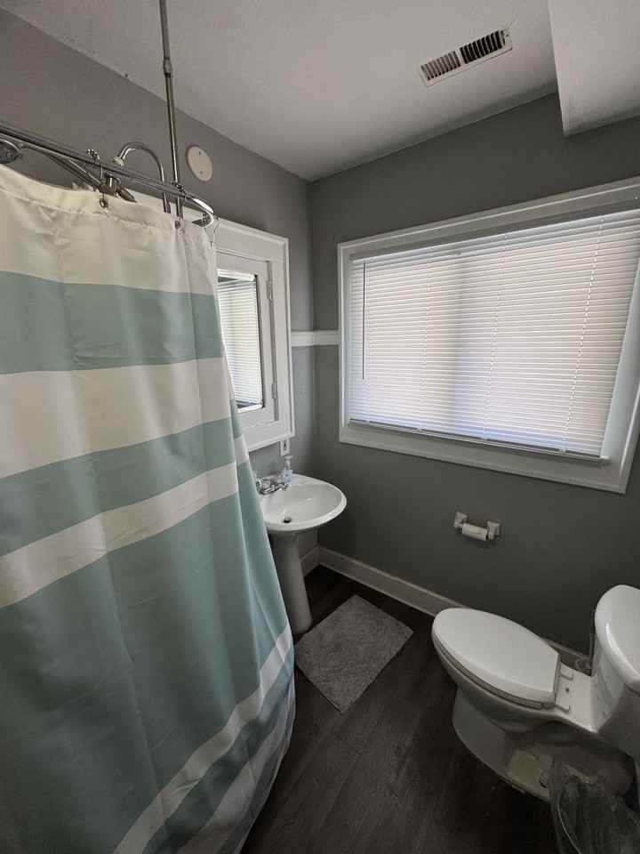 N Talbott St - Photo 4 of 7