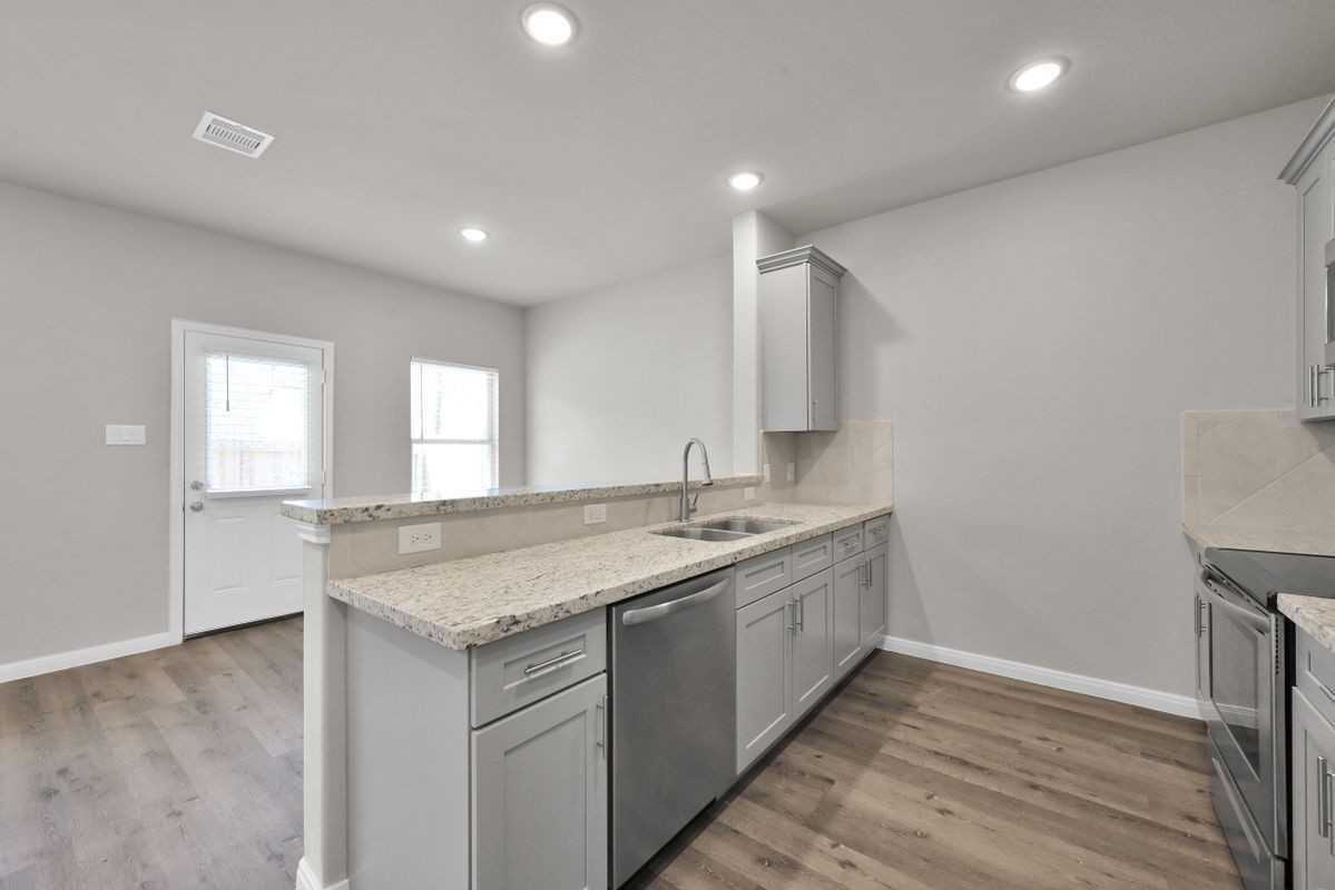 1110 E Cedar River Rd - Photo 3 of 25