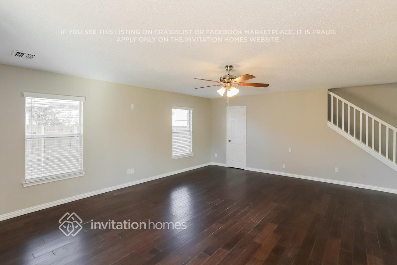 2805 Yukon Dr - Photo 2 of 15