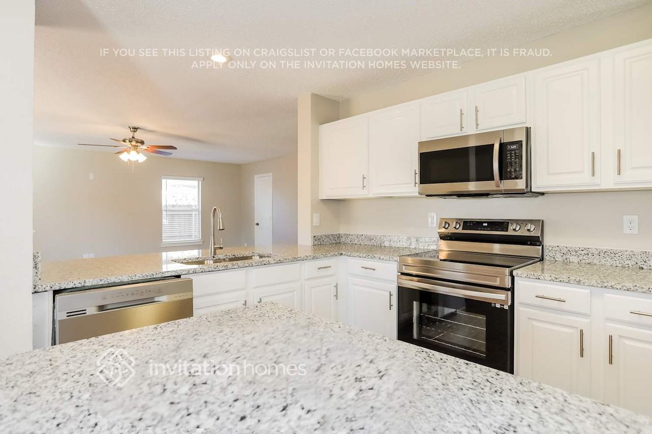 2805 Yukon Dr - Photo 6 of 15