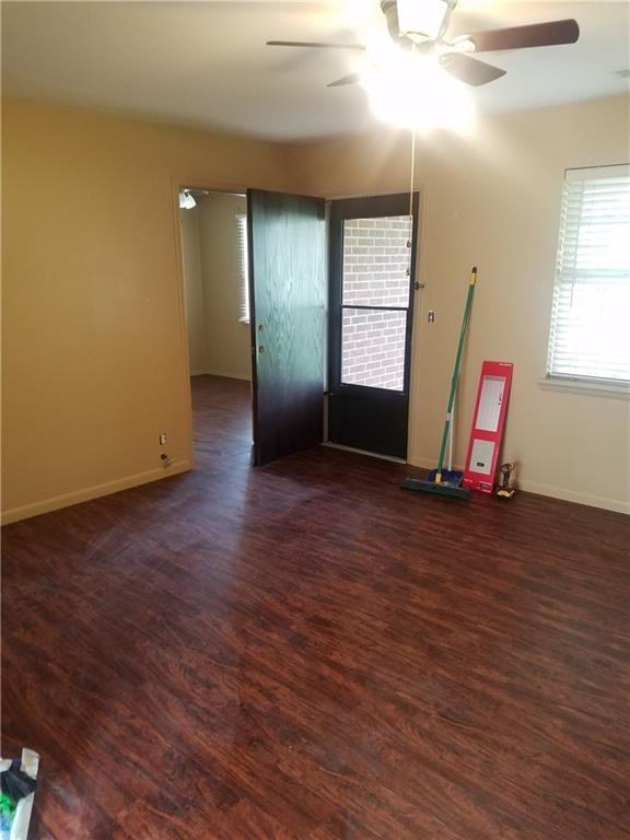 598 N 40th St - Photo 4 of 20