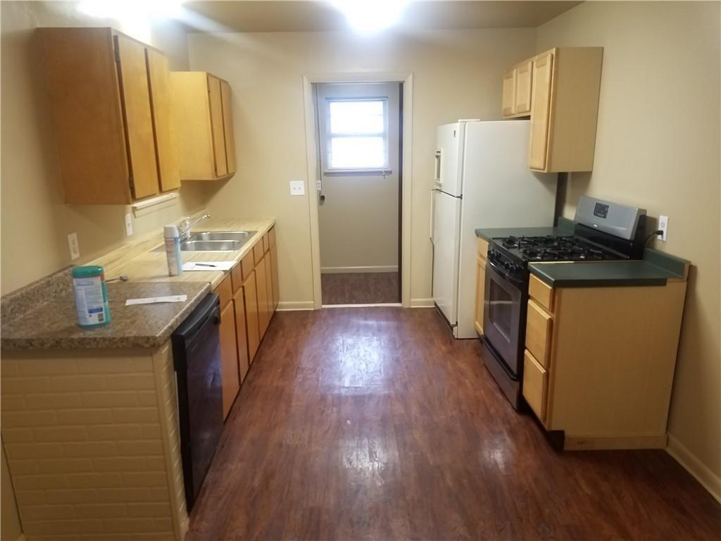 598 N 40th St - Photo 6 of 20