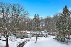 33 Rock Rd E - Photo 1 of 1