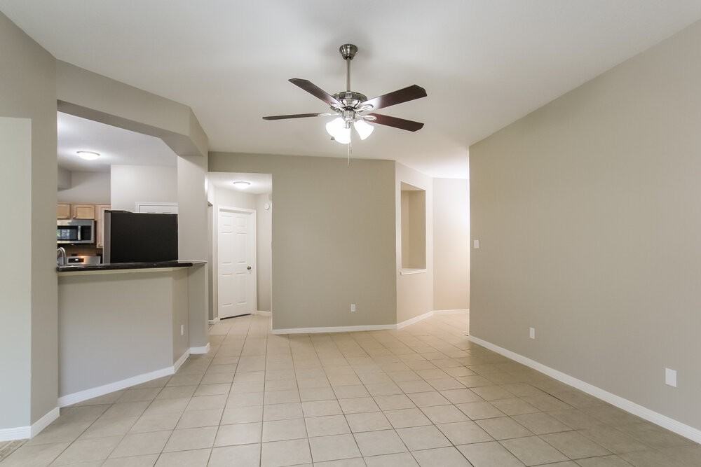 19114 Timber Way Dr - Photo 4 of 16