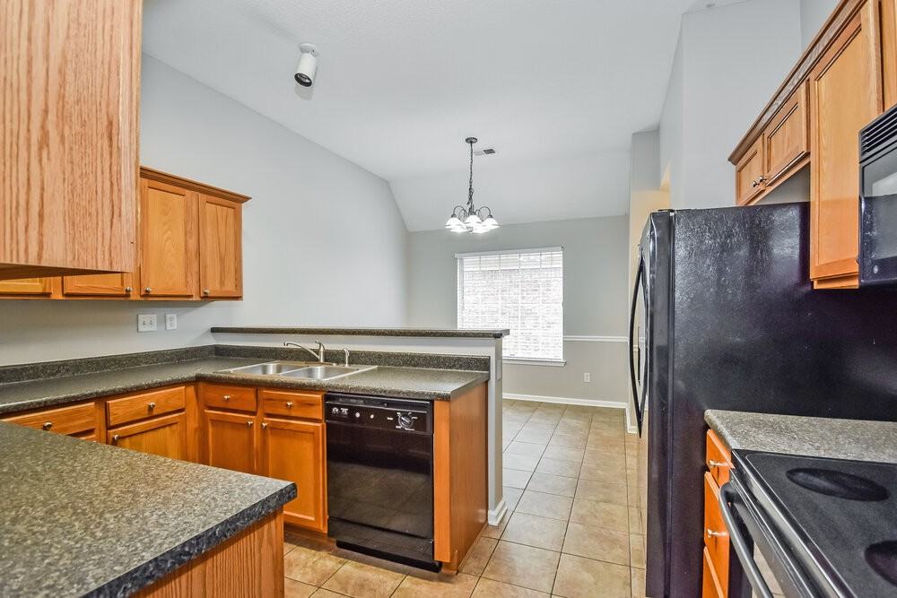 1164 Cross Valley Cv - Photo 7 of 15