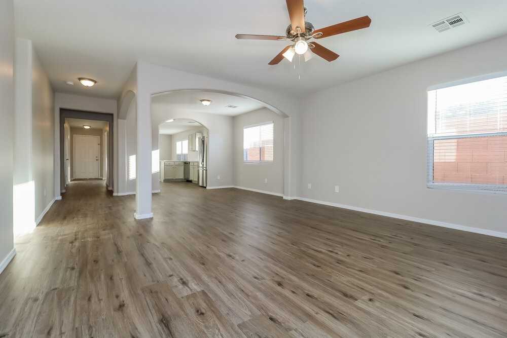 25213 W Cranston Pl - Photo 4 of 15
