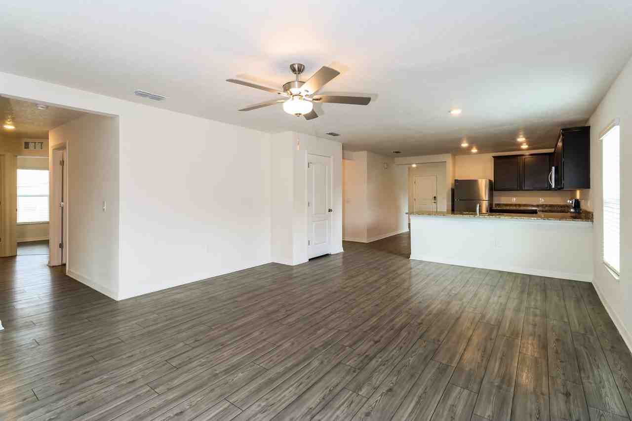 250 Catalonia Ave Nw - Photo 7 of 27