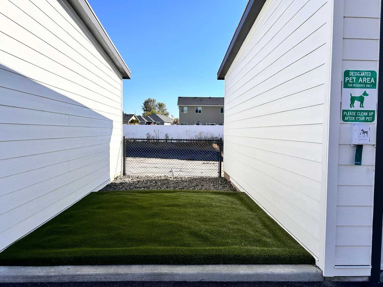 Fairways Apartments - Photo 6 of 6