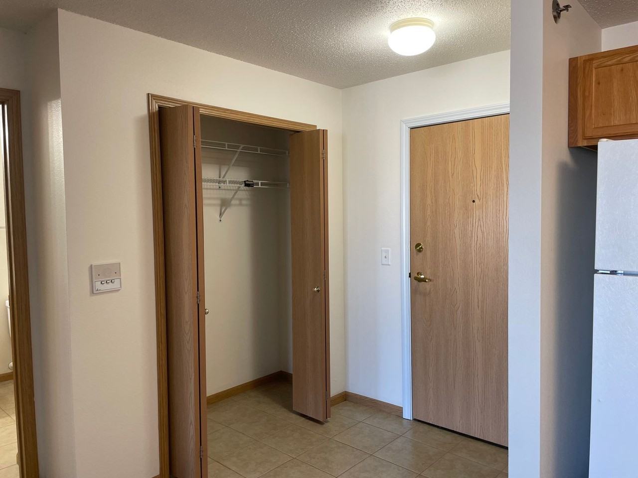 Pointe West I - Photo 4 of 34