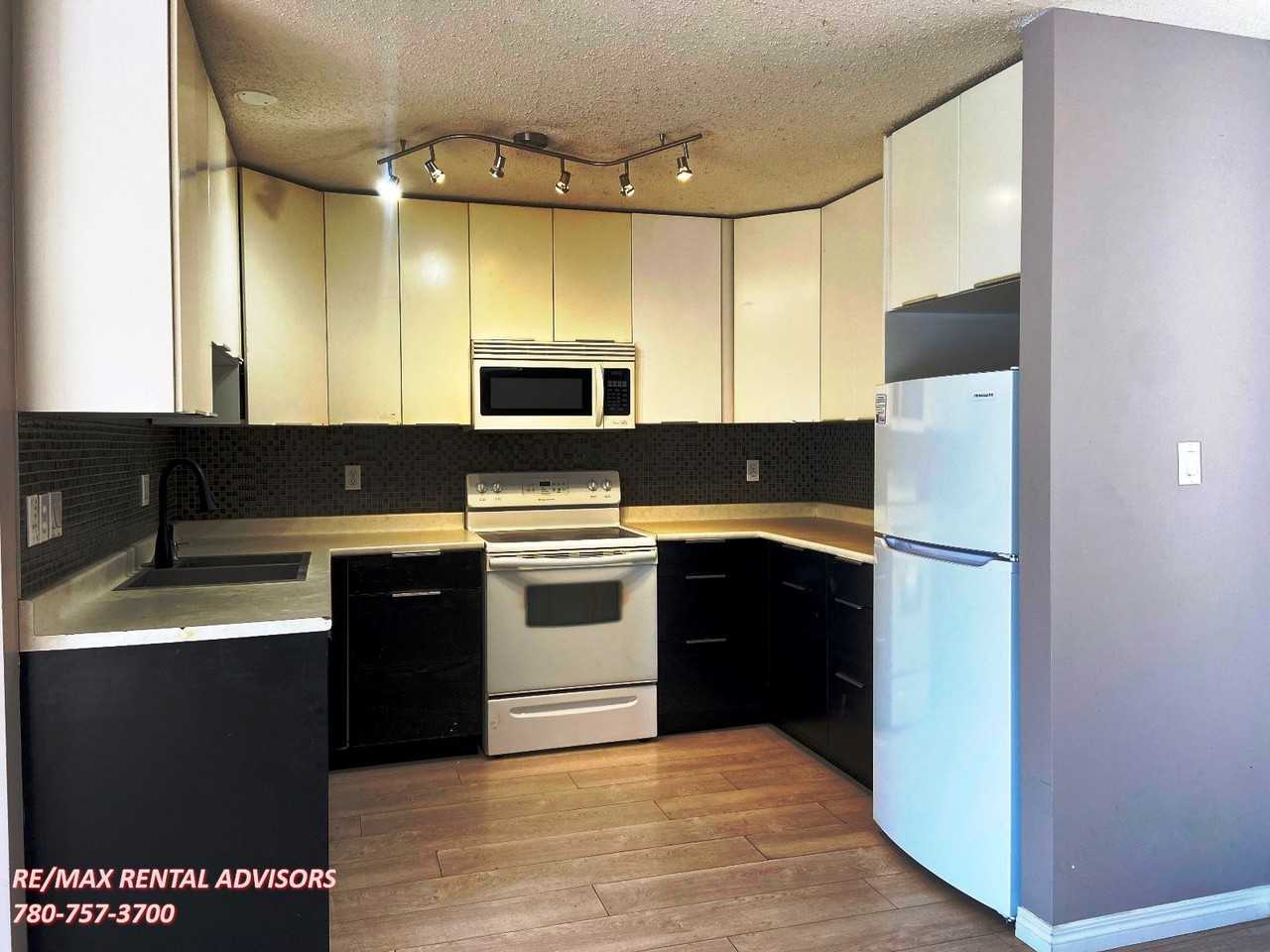 #316 9010 106 Avenue Northwest - Photo 3 of 20