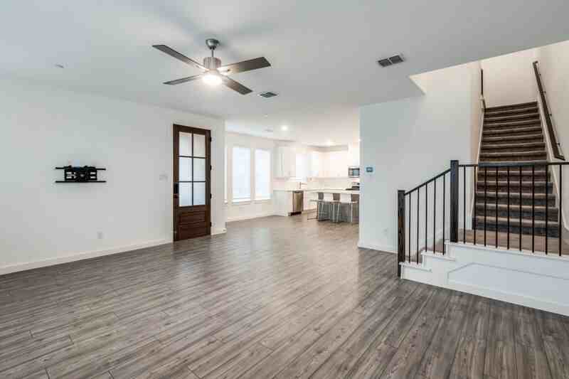 4891 Ellie Ln - Photo 2 of 12