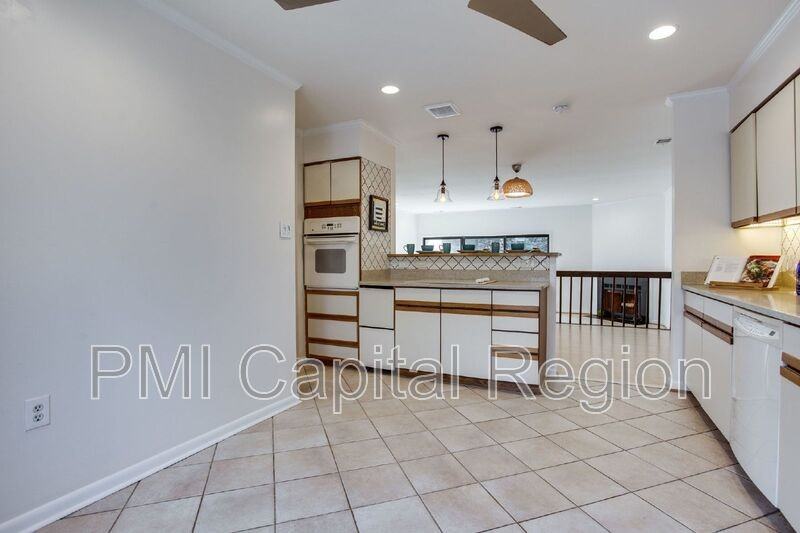 5213 King Charles Way #2-14 - Photo 7 of 50