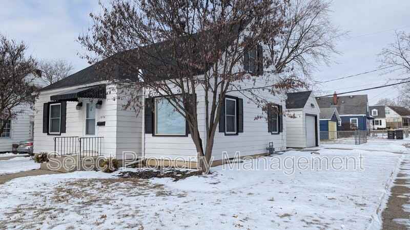 1404 Margaret Ave - Photo 2 of 31