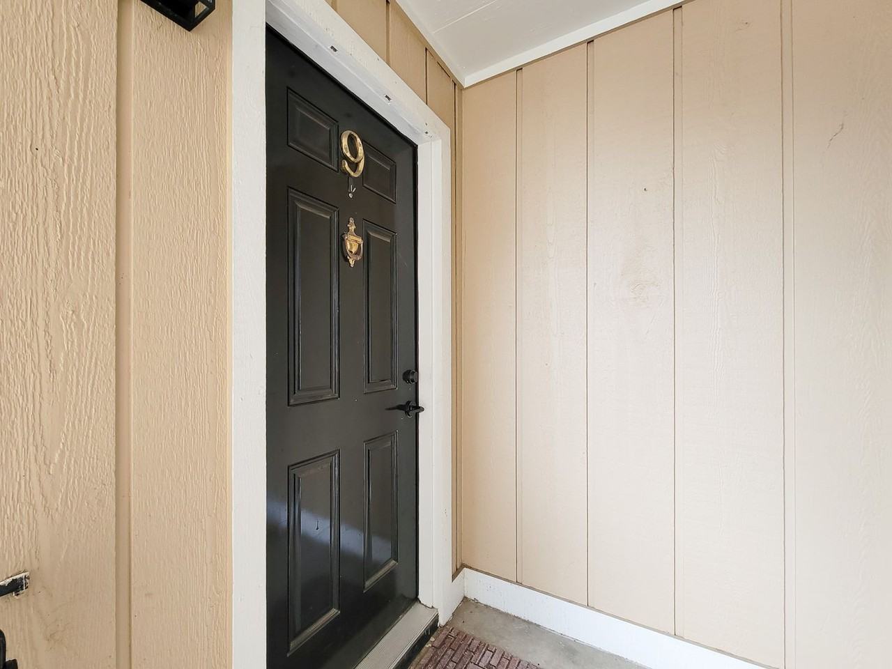 1418 Vermont Street #9 - Photo 3 of 31