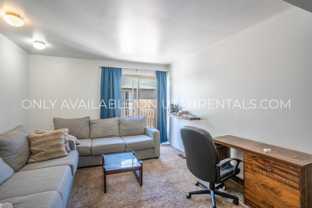 1080 En #21BL1 - Photo 1 of 1