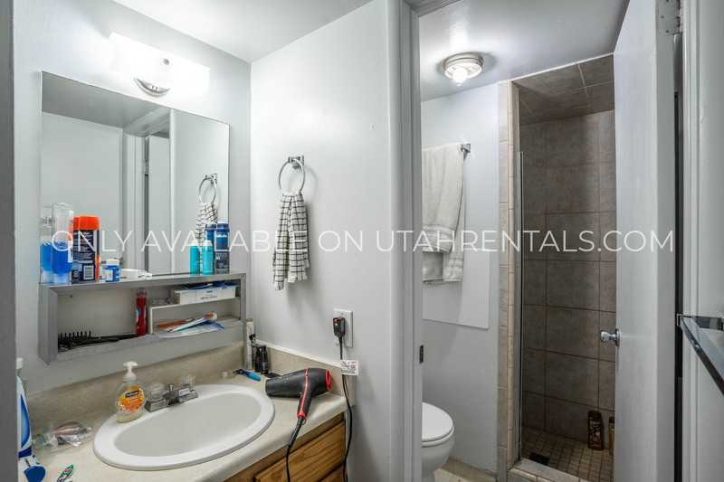 1080 En #21BL1 - Photo 5 of 22