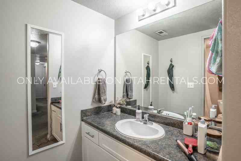 866 En #C3-1 - Photo 5 of 35