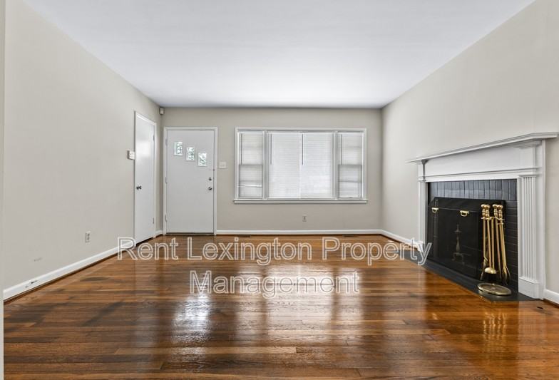 257 Zandale Dr - Photo 7 of 25