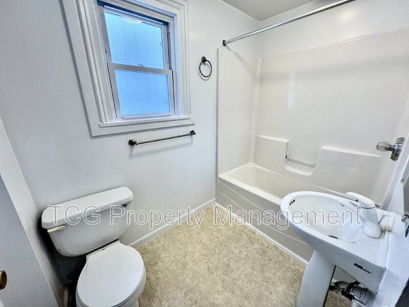 231 Clark St - Photo 2 of 10