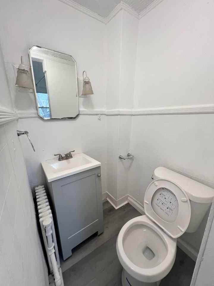 323 Cummings Ave - Photo 5 of 10