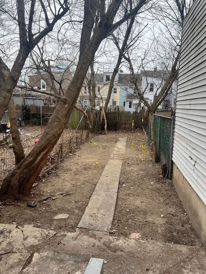 323 Cummings Ave - Photo 7 of 10