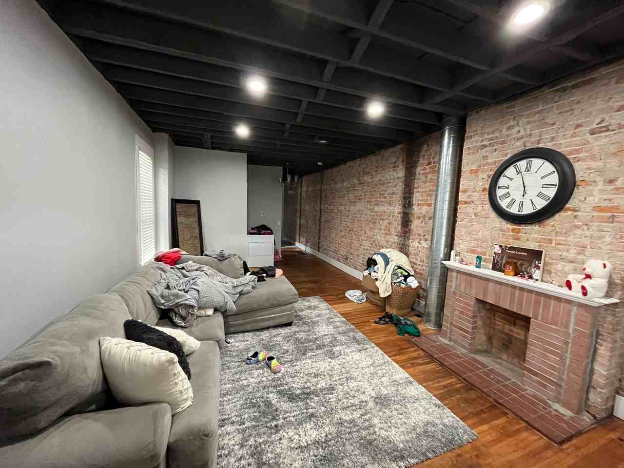 1540-1542 Clifton Ave - Photo 2 of 11